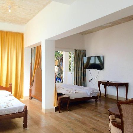Pirache Art Hotel & Spa, Калангут Экстерьер фото